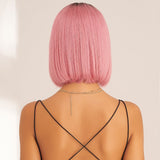courte perruque rose naturelle