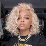 Perruque bob bouclée blonde volumineux