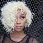 Sublime perruque bob bouclée blonde volumineux