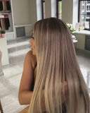 Perruque longue blonde racine brune