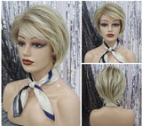 Perruque courte blond cendré