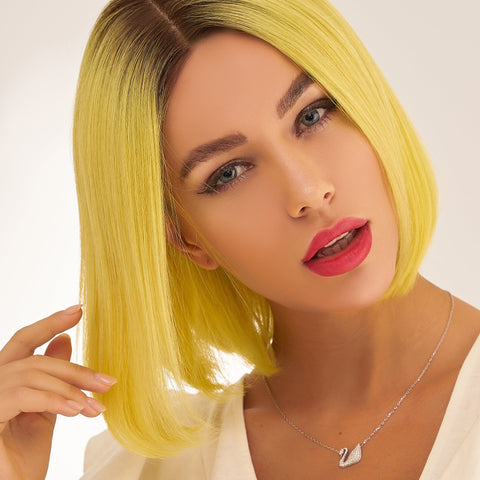 Perruque jaune courte naturelle