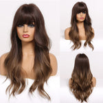 Cheveux ondulés noirs bruns